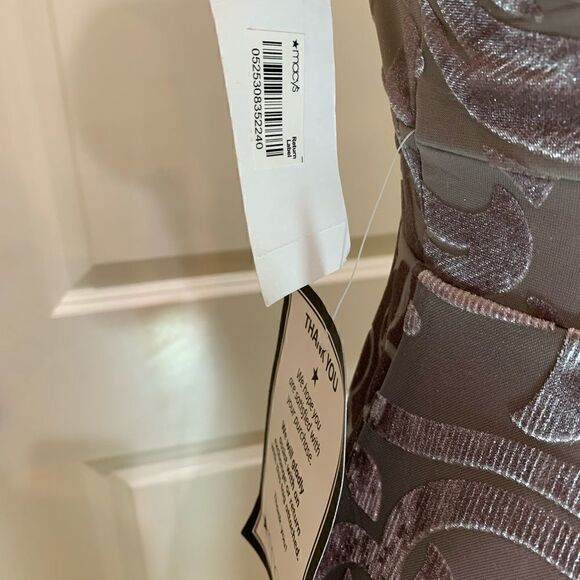 NWT- City Studio flocked Dress. - Picture 4 of 10